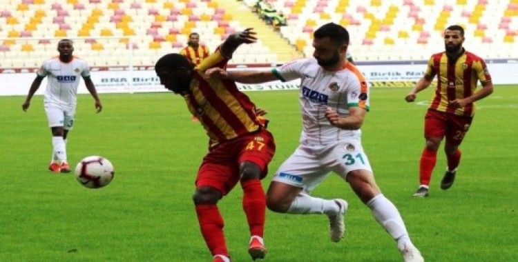 Evkur Yeni Malatyaspor, Kamara için teklifini sundu