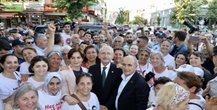 CHP Lideri Kılıçdaroğlu Büyükçekmecelilerle buluştu