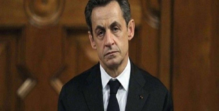 Fransa'nın eski Cumhurbaşkanı Sarkozy, yolsuzluk suçlamasıyla yargılanacak