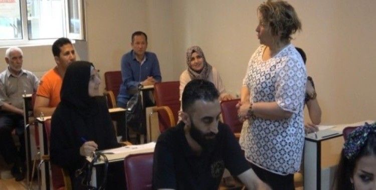 2360 yabancı uyruklu kişiye Türkçe öğretildi