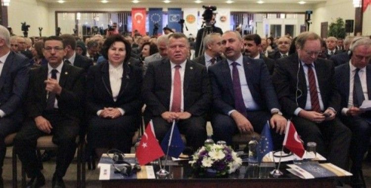 Adalet Bakanı Gül: 'Yargı Türk milleti adına karar veren, çok önemli adımlar atan bir hale gelmiştir'