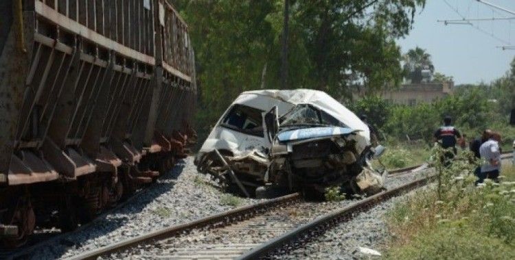 Mersin'deki tren kazasında yaralananların 2'sinin durumu ağır