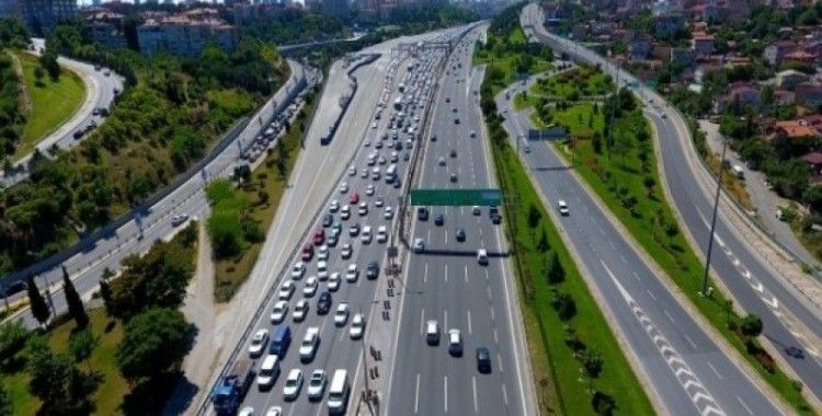 TEM Otoyolu İstanbul yönü 20 gün trafiğe kapalı