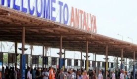Antalya Havalimanı Dış Hatlar Terminalinde tarihi günler