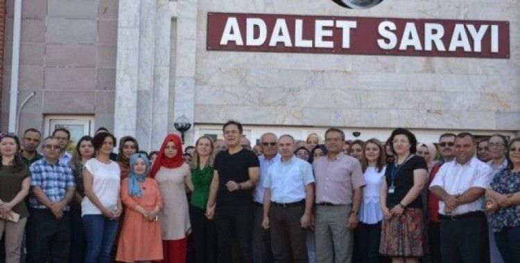 Isparta Adliyesi’nde Başsavcı Çokdinç ve Hakim eşine hüzünlü veda