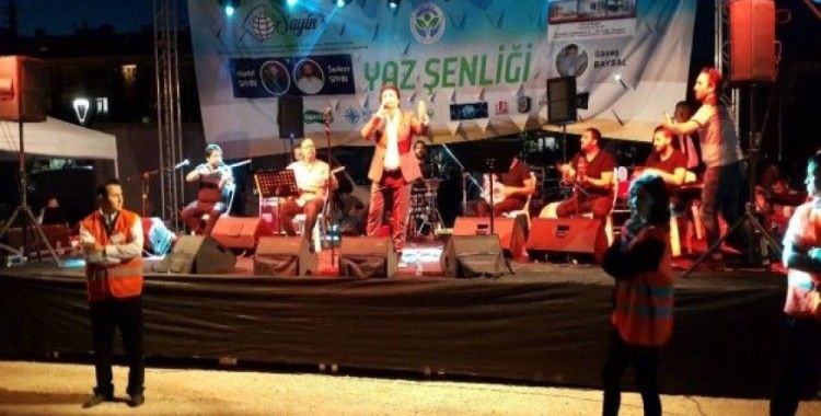 Eskişehir’de yaşayan Çeltikliler’in  ‘1. Geleneksel Yaz Şenliği’ konseri coşkulu geçti