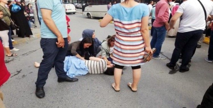 7 aylık hamile kadına kamyonet çarptı, vatandaşlar seferber oldu