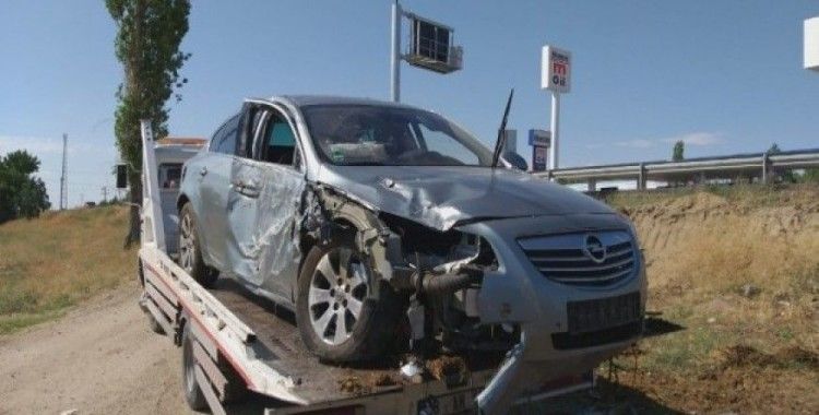 Aksaray’da otomobil şarampole devrildi: 5 yaralı