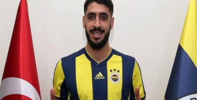 Fenerbahçe, Tolga Ciğerci'nin sözleşmesini 1 yıl uzattı