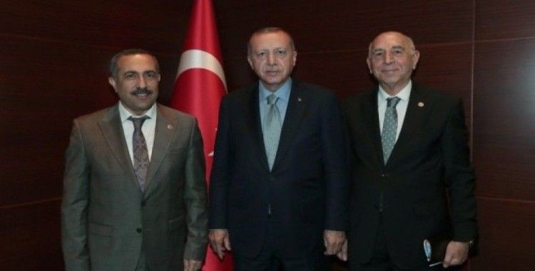 AK Parti milletvekilleri Cumhurbaşkanı Erdoğan ile görüştü