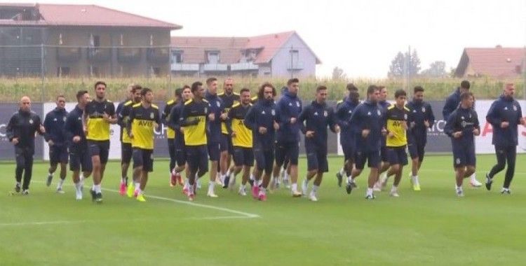 Fenerbahçe'nin Avusturya kampı başladı