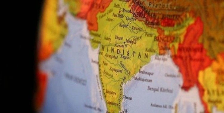 Hindistan'da telekomünikasyon binasında yangın: 100 kişi kurtarıldı