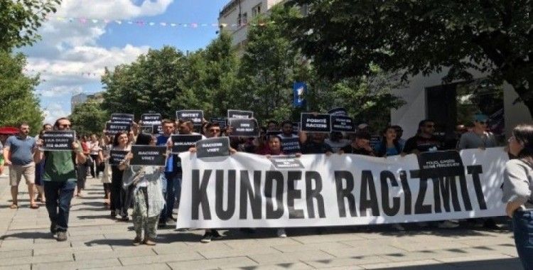 Kosova’da ırkçılığa karşı protesto