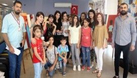 Suriyeli çocuklar Gençlik Merkezi’ni gezdi