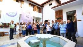 Büyükşehir 100 Yaş Evi’nde yüzler gülüyor