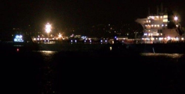 Zeytinburnu açıklarında iki gemi çarpıştı