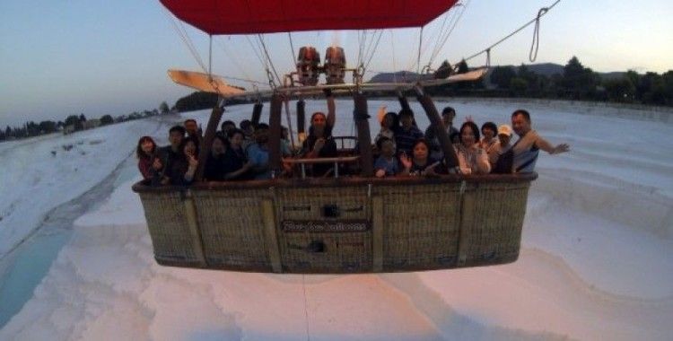 Pamukkale balon turları 3 gün kadın pilotlar ile yapıldı