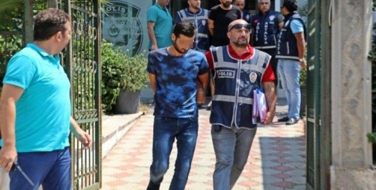 Antalya’da yaralama, iş yeri ve otomobil kurşunlama iddiasına 2 gözaltı