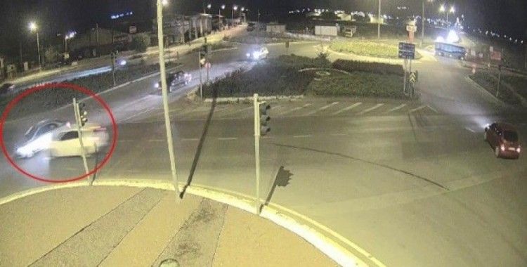 Sivas’ta 11 kişinin yaralandığı kaza anı güvenlik kamerasında