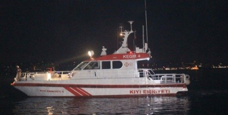 Beşiktaş’ta denize atlayan iki kişiden biri kayboldu