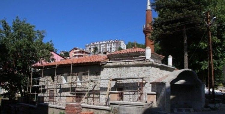 Gerede Yukarı Tekke Camii’nin restorasyonu devam ediyor