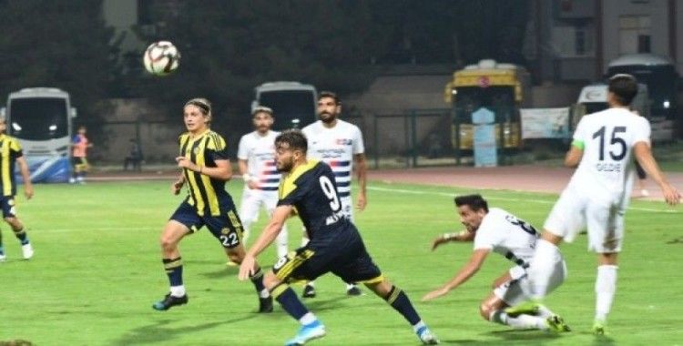 TFF 2. Lig: Tarsus İdman Yurdu: 1 - Hekimoğlu Trabzon: 3