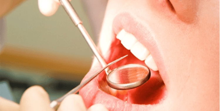 Ağızdaki en büyük tehlike: 20 yaş dişleri