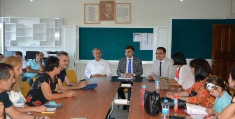 Milli Eğitim Müdürü Vargeloğlu’ndan okul ziyareti