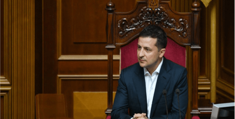 Ukrayna’da milletvekili dokunulmazlıkları kaldırıldı