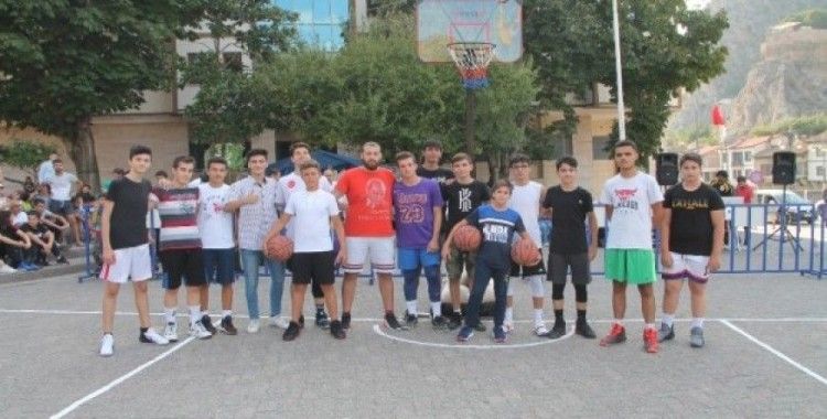 Şehzadeler Sokak Basketbol Turnuvası başladı