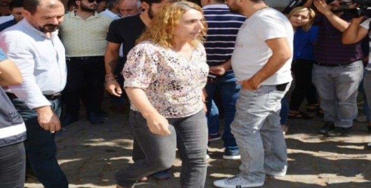 HDP’li Milletvekili Aydeniz’in "Merhaba, kolay gelsin" sözüne ailelerden tepki