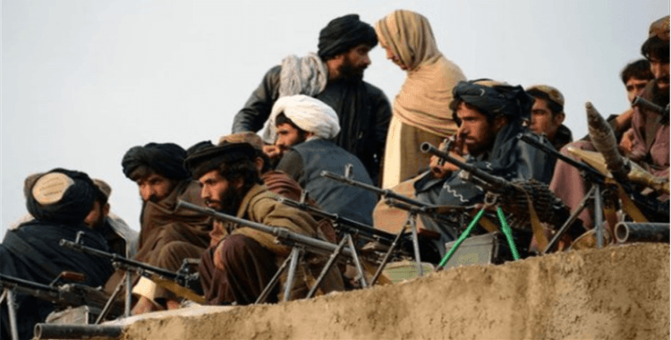 Taliban 6 Afgan gazeteciyi kaçırdı