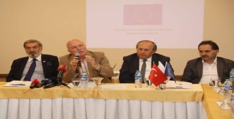‘Demokrasi İçin Medya Programı’nın 5. Durum Değerlendirme Toplantısı Erzurum’da yapıldı
