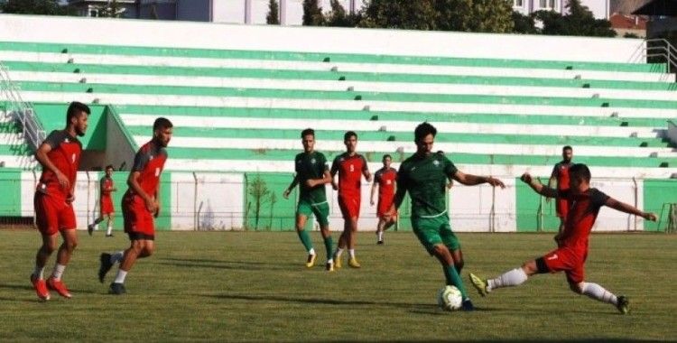 Salihli Belediyespor ilk hazırlık maçını kaybetti