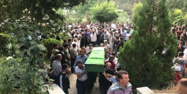 Hizan’daki kazada hayatını kaybedenler toprağa verildi