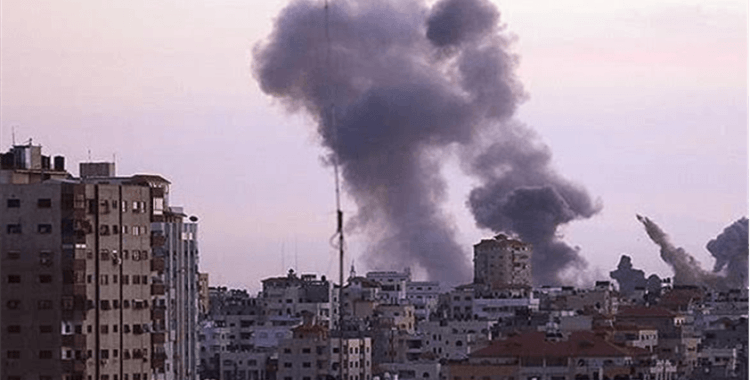 İsrail uçakları Gazze’de 15 askeri noktayı vurdu