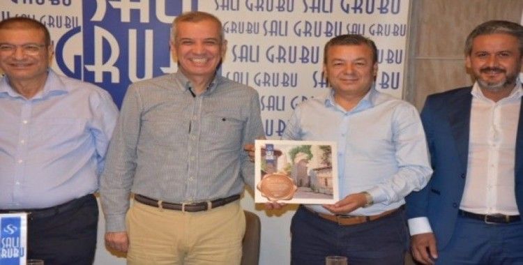 Antalya Tarım ve Orman İl Müdürü Mustafa Özen: " Altın portakal festivali Neden Expo’da yapılmıyor."
