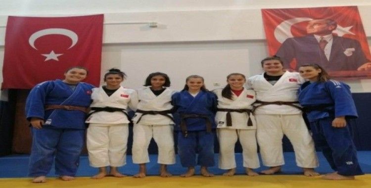 Salihlili 7 judocu milli takım kampında