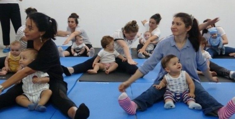 Anne-bebek pilatesi ile anne ve bebekler arasındaki iletişim kuvvetleniyor