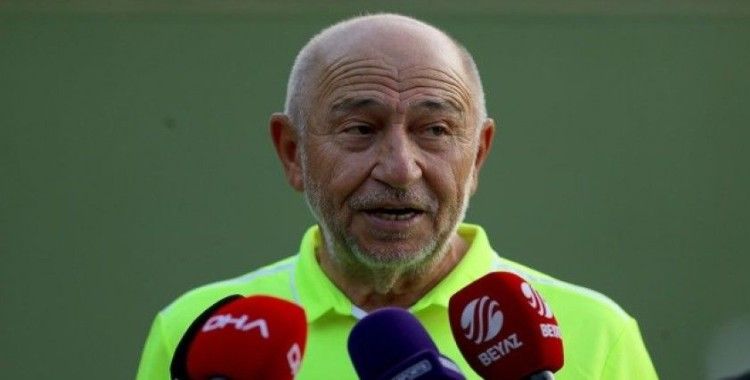 TFF Başkanı Özdemir: İki maç sonra belki 2020 hakkını elde edebiliriz