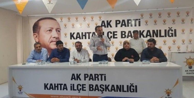 AK Parti Kahta’da istişare toplantısı düzenledi