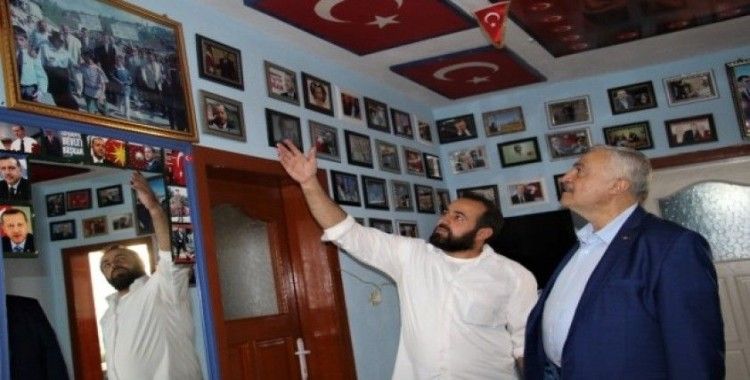 Erdoğan sevgisi büyüdükçe büyüdü evine sığmadı