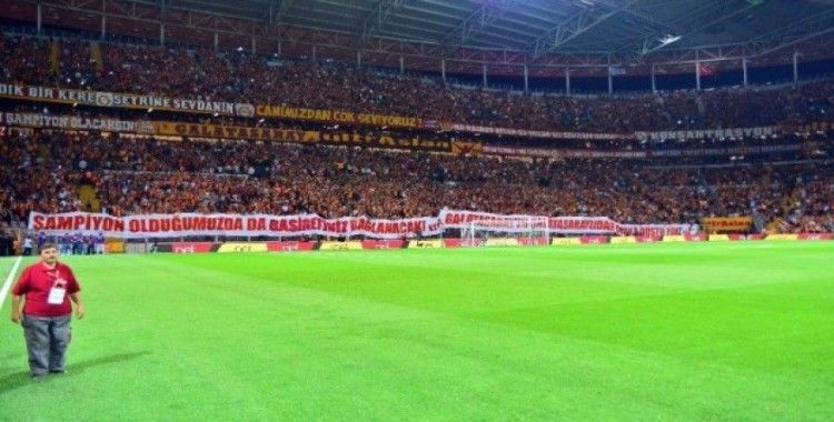 Galatasaray taraftarından TFF’nin kararlarına tepki