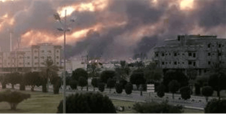 Husiler: "Petrol şirketi Saudi Aramco’ya ait iki tesise 10 İHA’yla saldırı düzenledik"