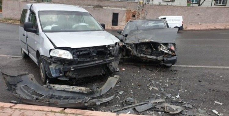 Kayseri’de kaza: 2 yaralı