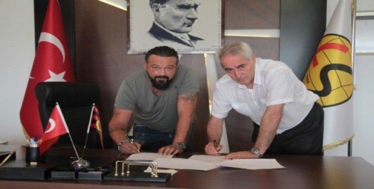 Eskişehirspor’un yeni teknik direktörü Coşkun Demirbakan
