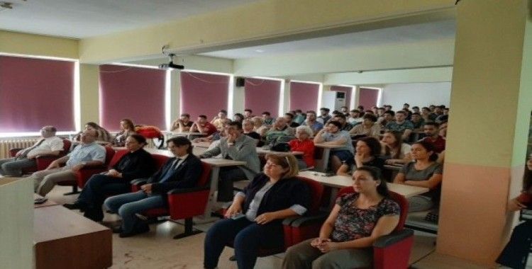 Balıkesir Üniversitesi Edremit Meslek Yüksekokulu’nda 2019-2020 Eğitim-Öğretim Yılı açılış töreni yapıldı ve ilk ders verildi