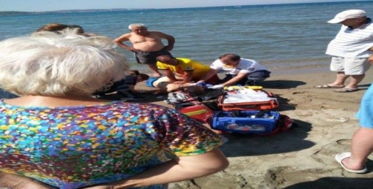 Burhaniye’de boğulma tehlikesi geçiren vatandaşı itfaiye kurtardı