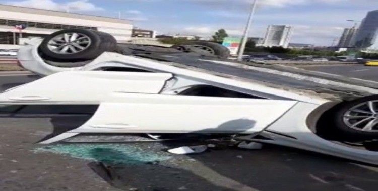 (Özel) Maltepe’de feci kaza: Biri çocuk 3 yaralı