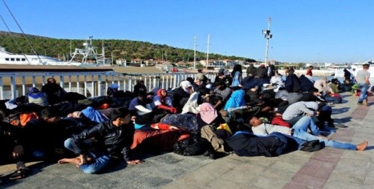 Çeşme’de 296 düzensiz göçmen yakalandı